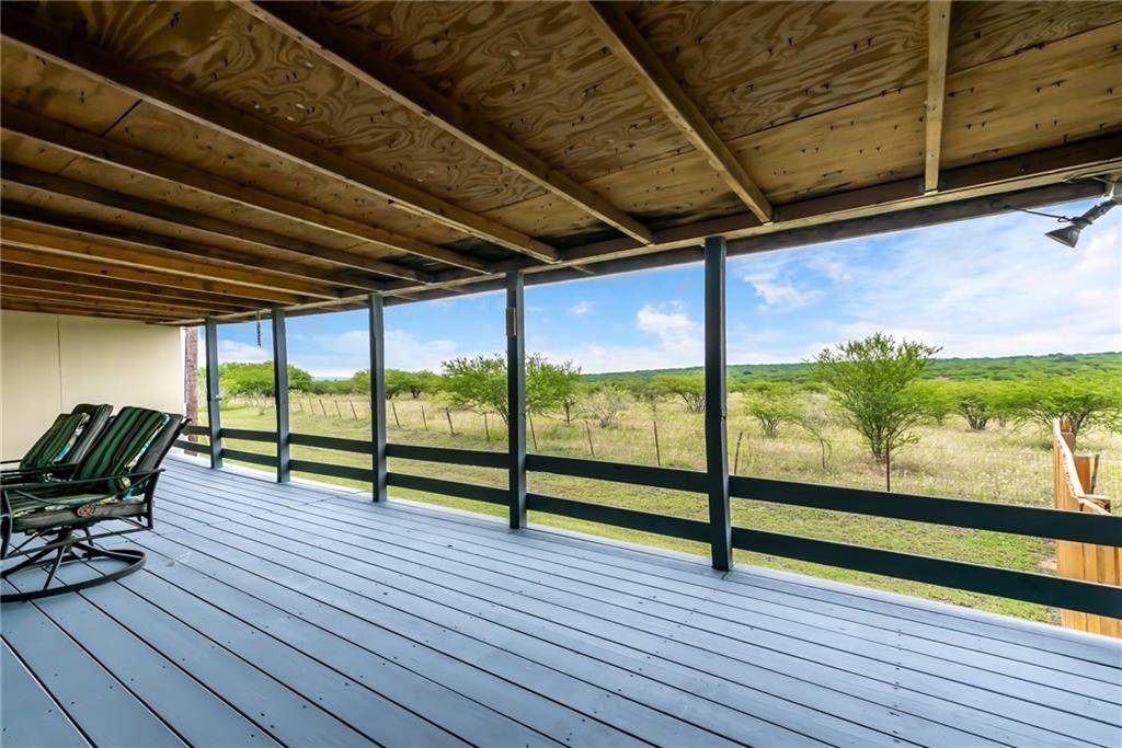 696 Stag Horn PASS, Kyle, TX 78640