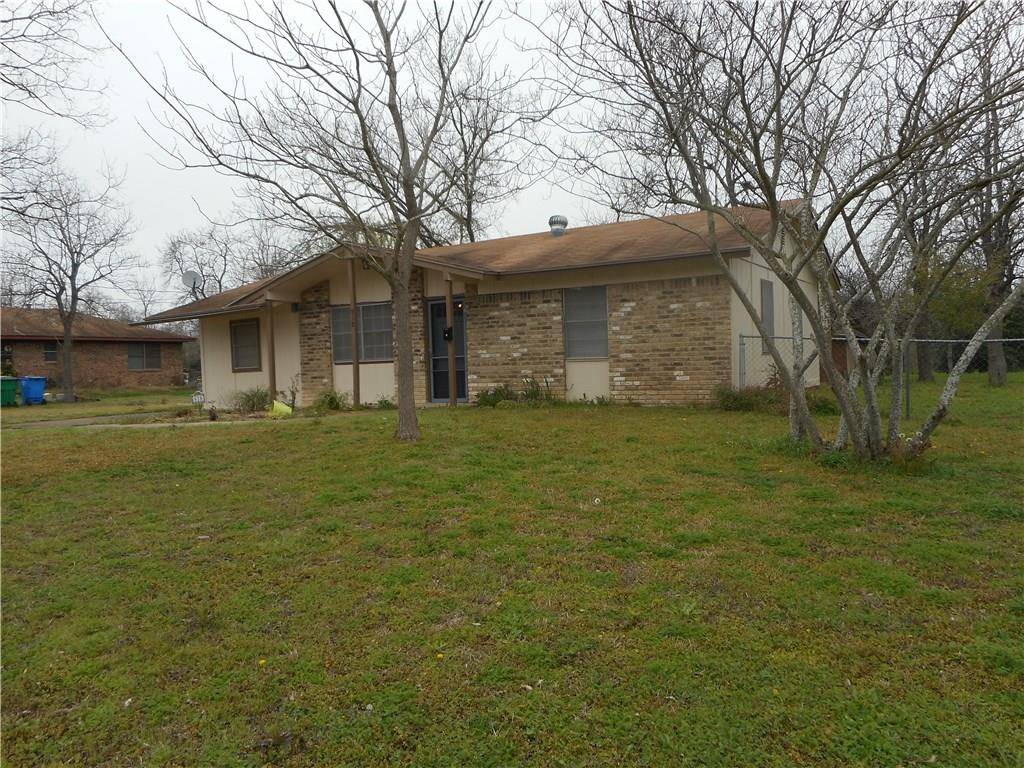 818 Kimbro ST, Taylor, TX 76574