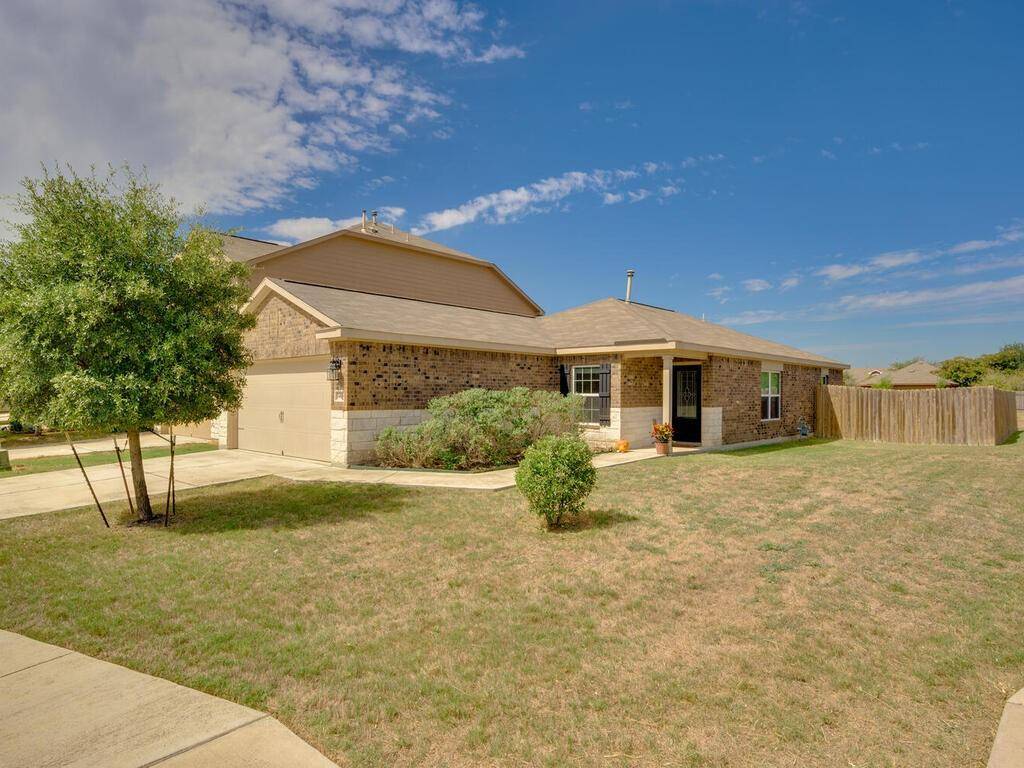 1404 Treeta TRL, Kyle, TX 78640