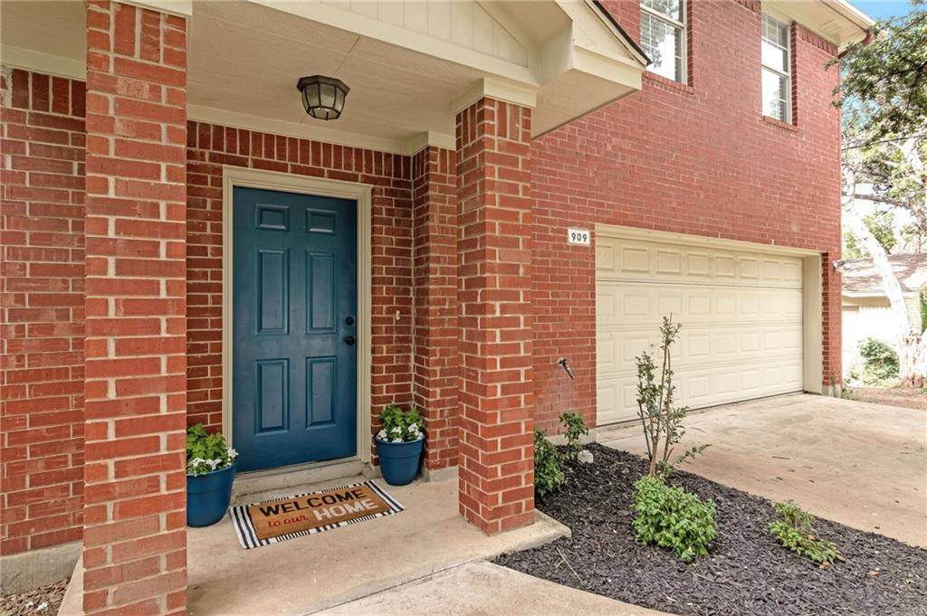 909 S Riviera CIR, Cedar Park, TX 78613