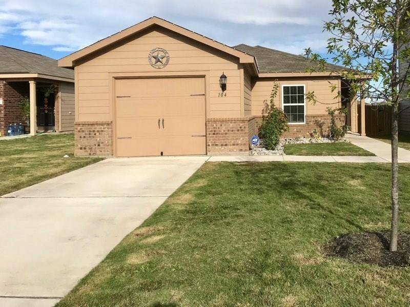 104 Koontz LOOP, Jarrell, TX 76537