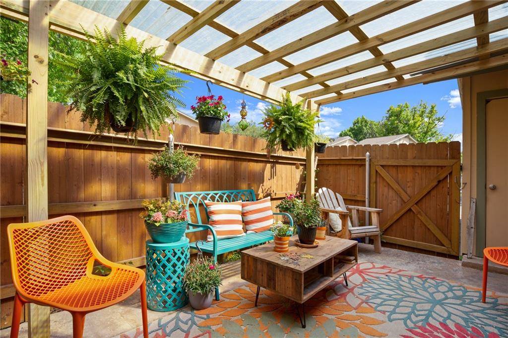 908 W Village LN, Austin, TX 78758