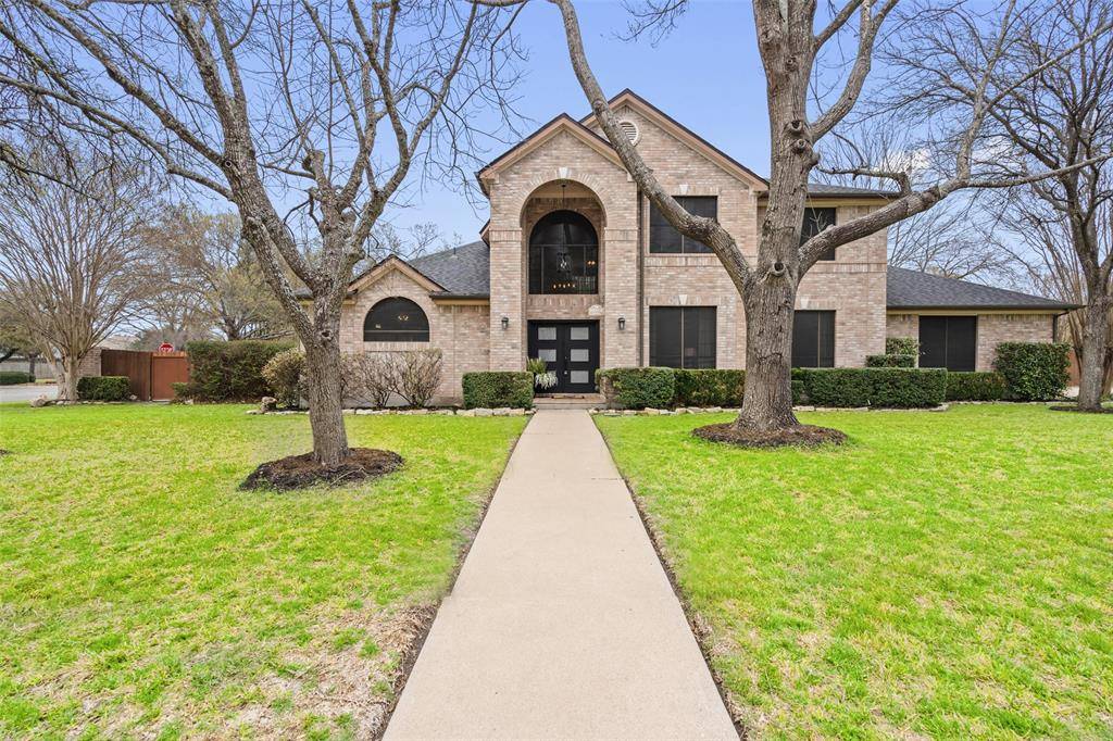 2 Hillview DR, Round Rock, TX 78664