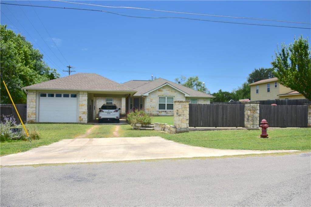 149 Travis LN, Spicewood, TX 78669