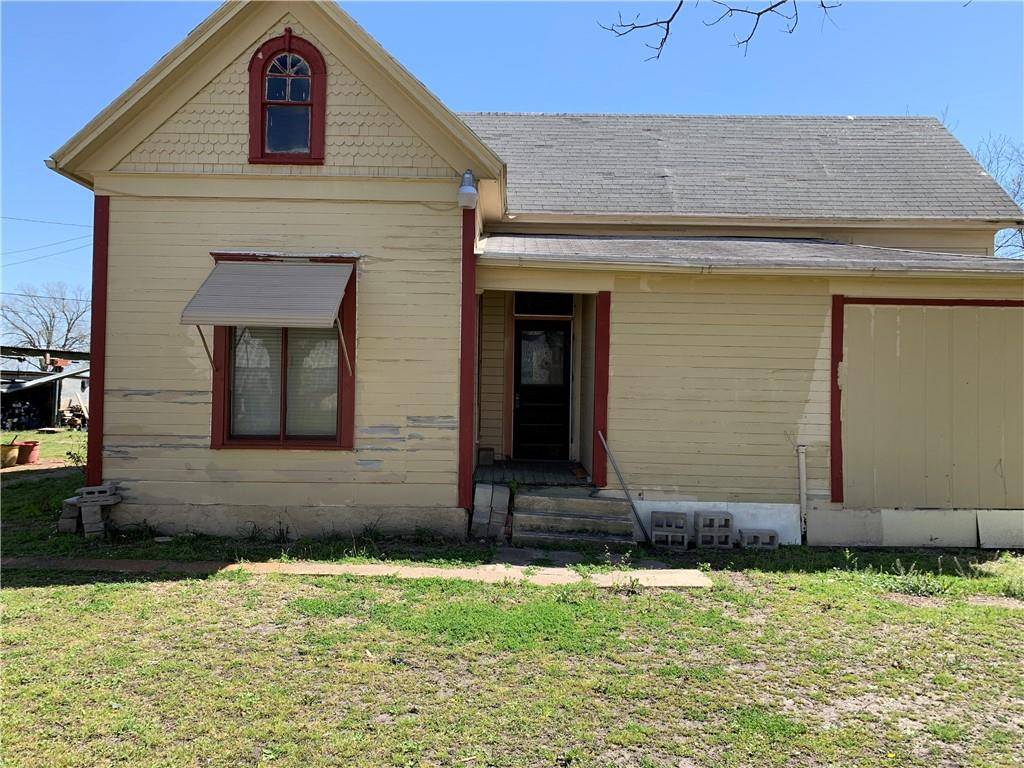 604 E US Highway 79 HWY E, Thorndale, TX 76577