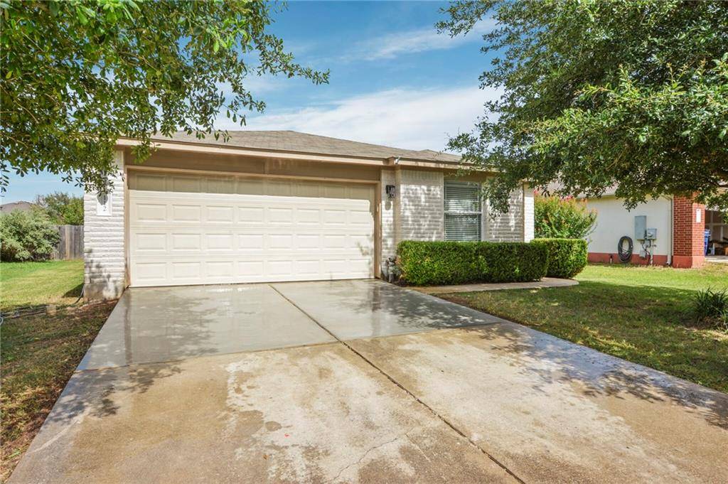 112 Quail Hollow DR, Hutto, TX 78634