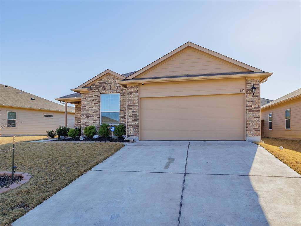 645 Donegal LN, Georgetown, TX 78626