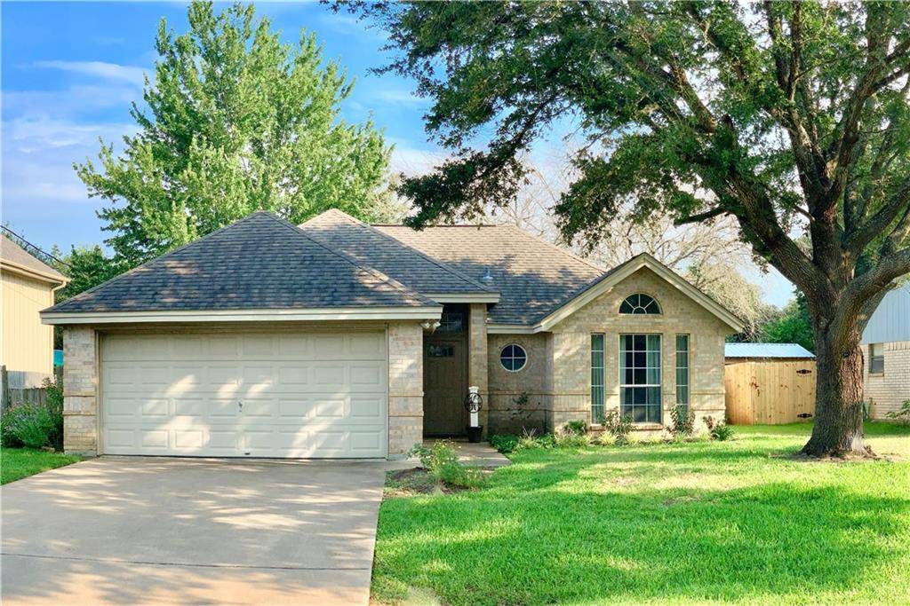 212 Nursery DR, Lexington, TX 78947