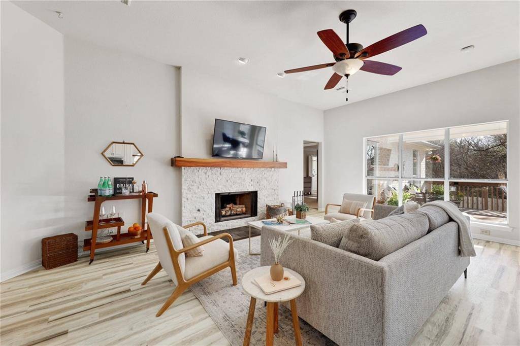 1337 Braided Rope DR, Austin, TX 78727
