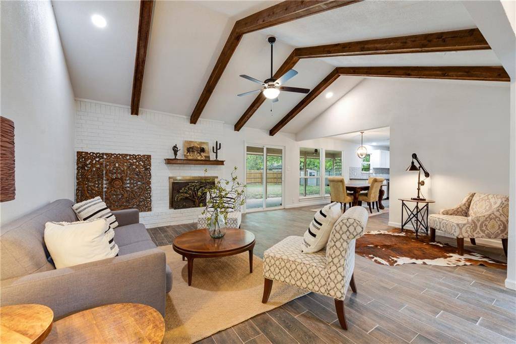 1501 W Mesa Park DR, Round Rock, TX 78664