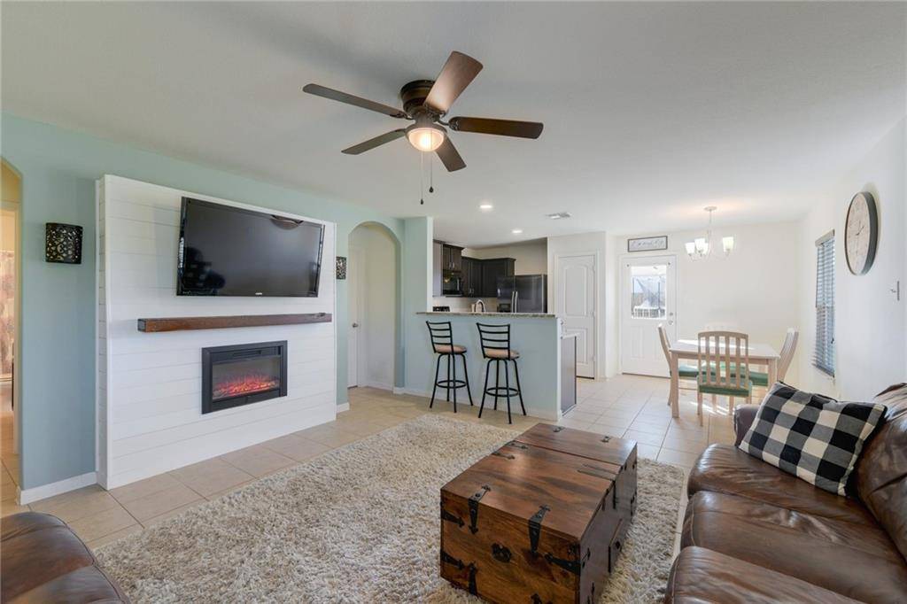 237 Millers LOOP, Jarrell, TX 76537
