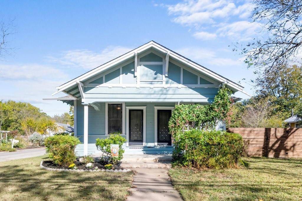 1120 Howard ST, Taylor, TX 76574