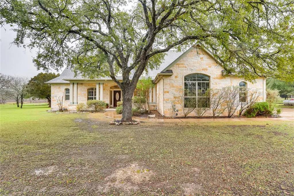 831 W Bartlett DR, Buda, TX 78610