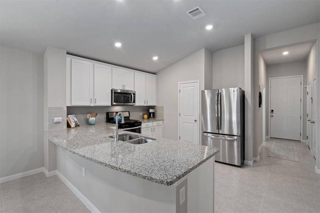 12306 Amber Lynn PATH, Manor, TX 78653