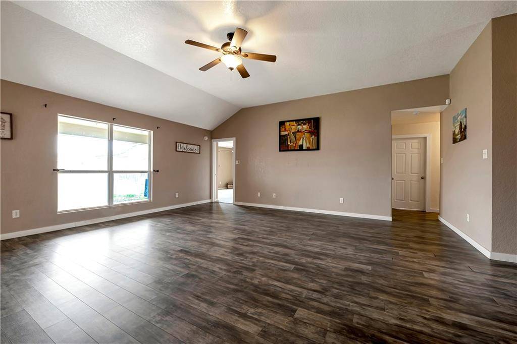 2005 Gail DR, Copperas Cove, TX 76522