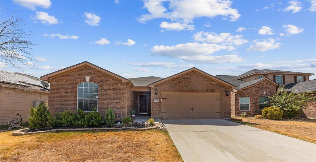 105 Robertson LN, Jarrell, TX 76537