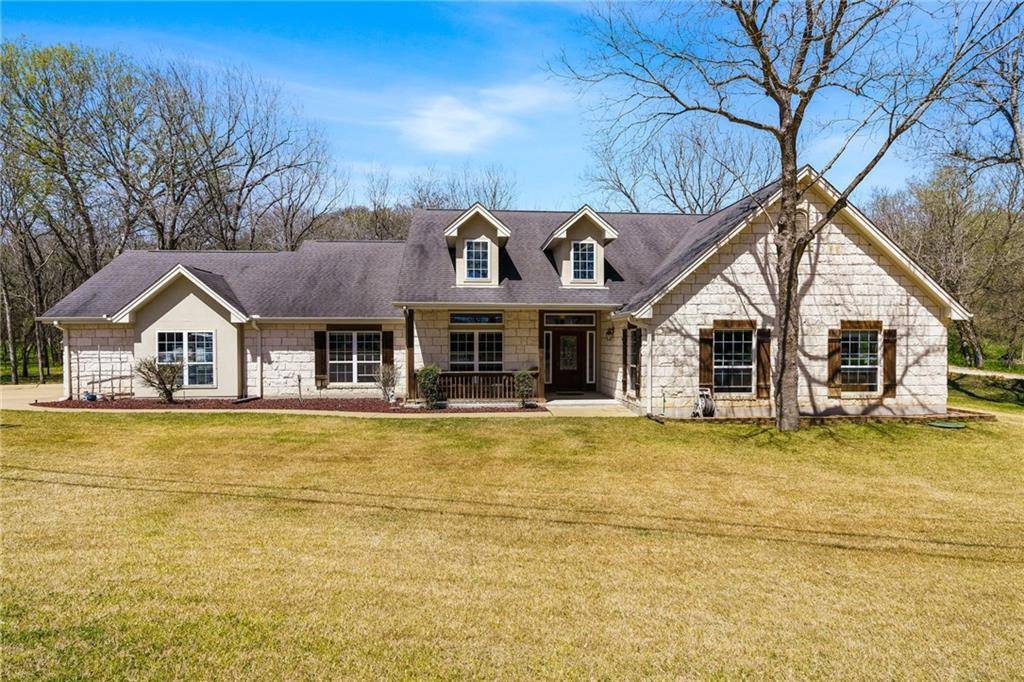 136 Moku Manu DR, Bastrop, TX 78602
