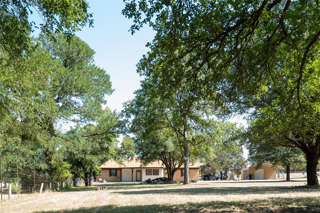 266 County Road 4314, Lampasas, TX 76550