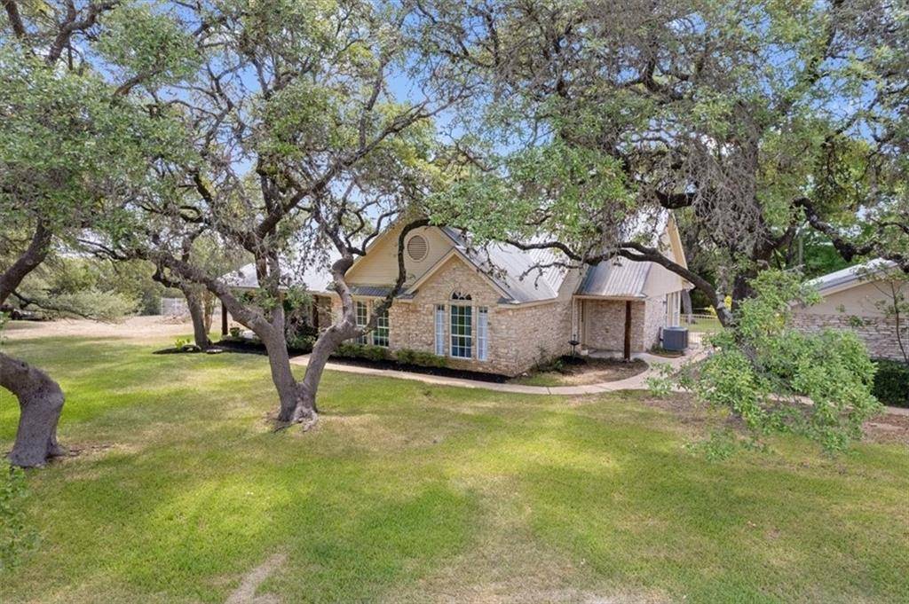 805 Elliott Ranch RD, Buda, TX 78610