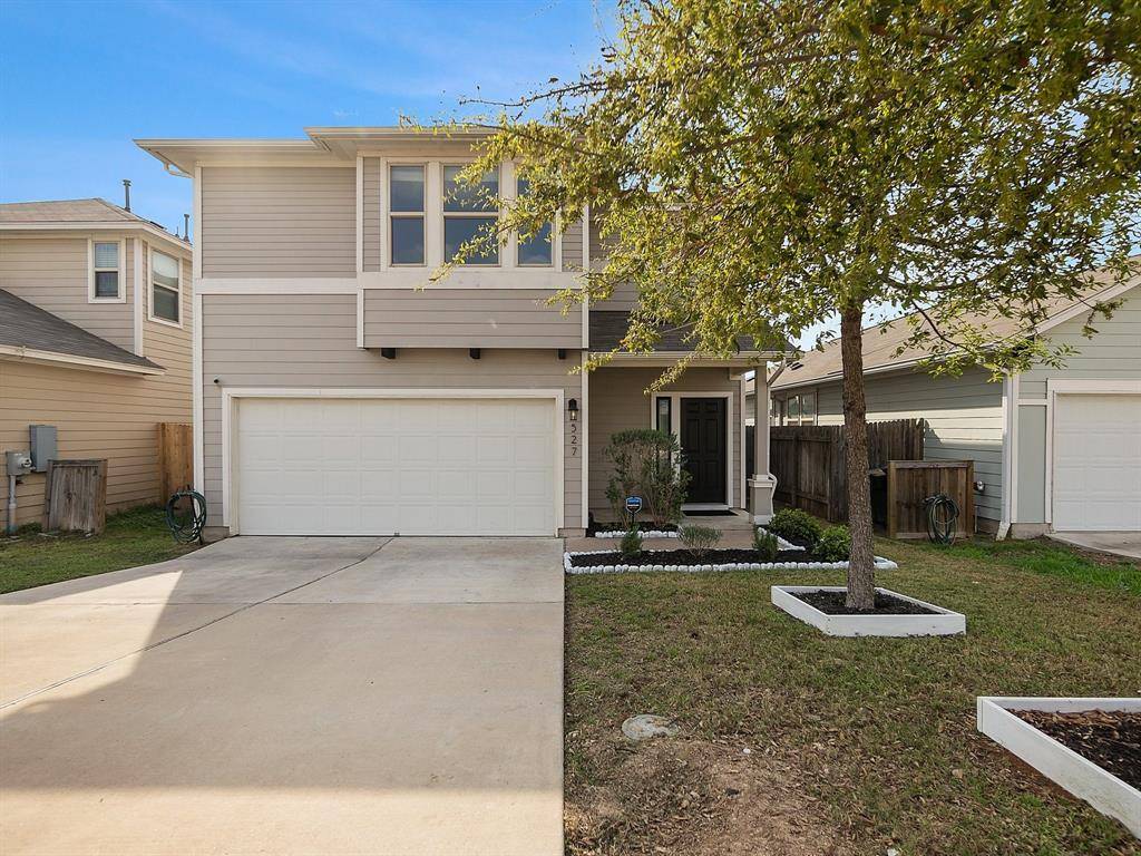 527 Twisted Oaks LN, Buda, TX 78610