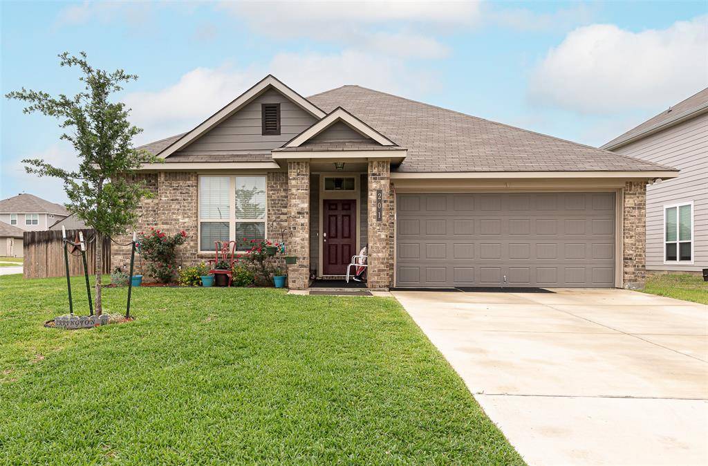 201 Weichert, Caldwell, TX 77836