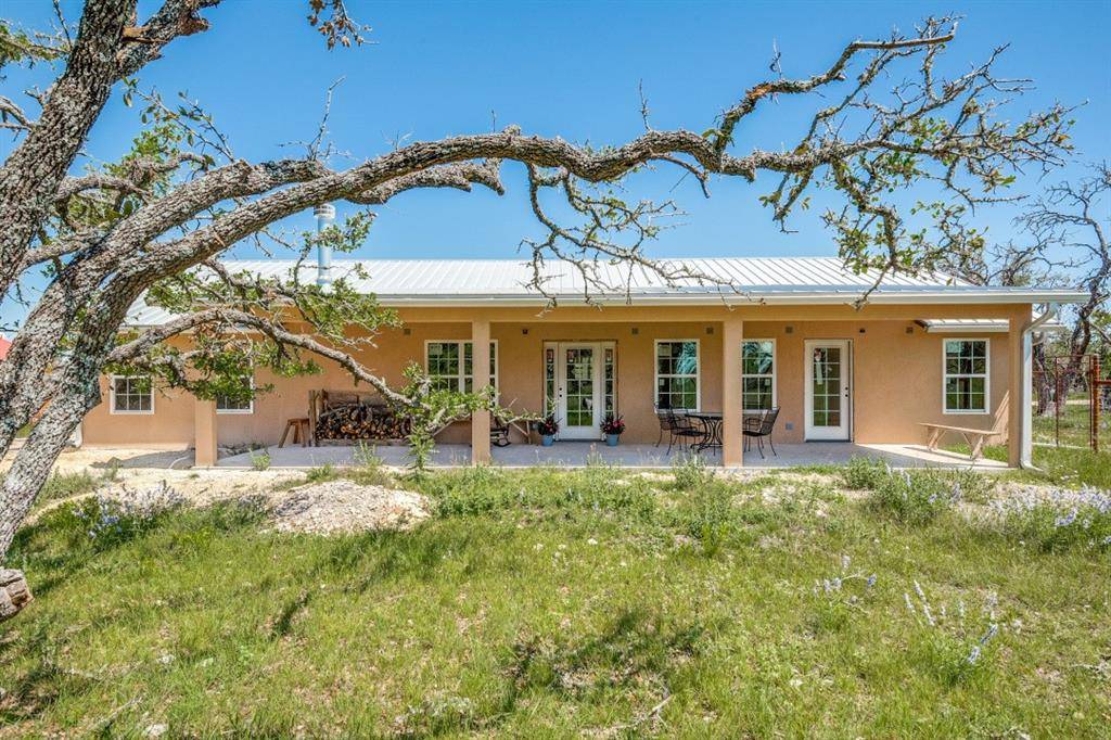 6415 Old Harper RD, Fredericksburg, TX 78624