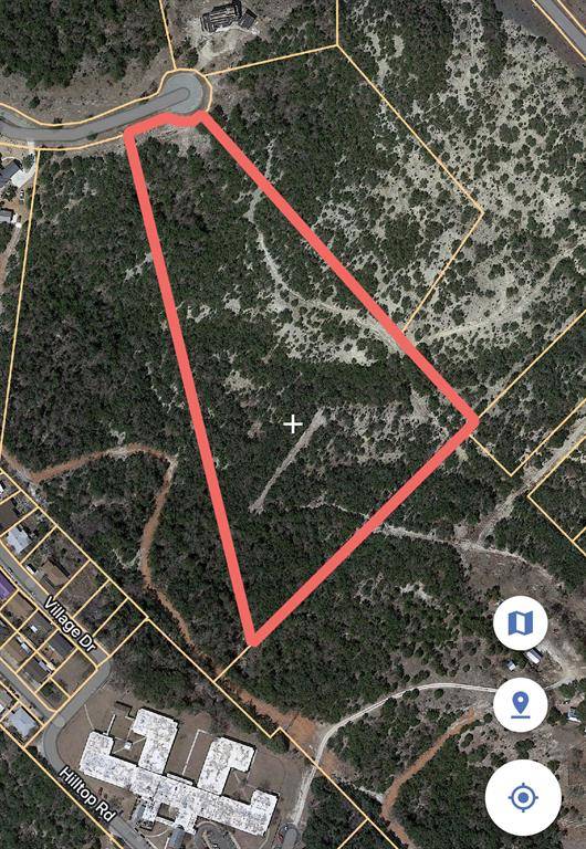 151 Center Oaks CT, Kerrville, TX 78028