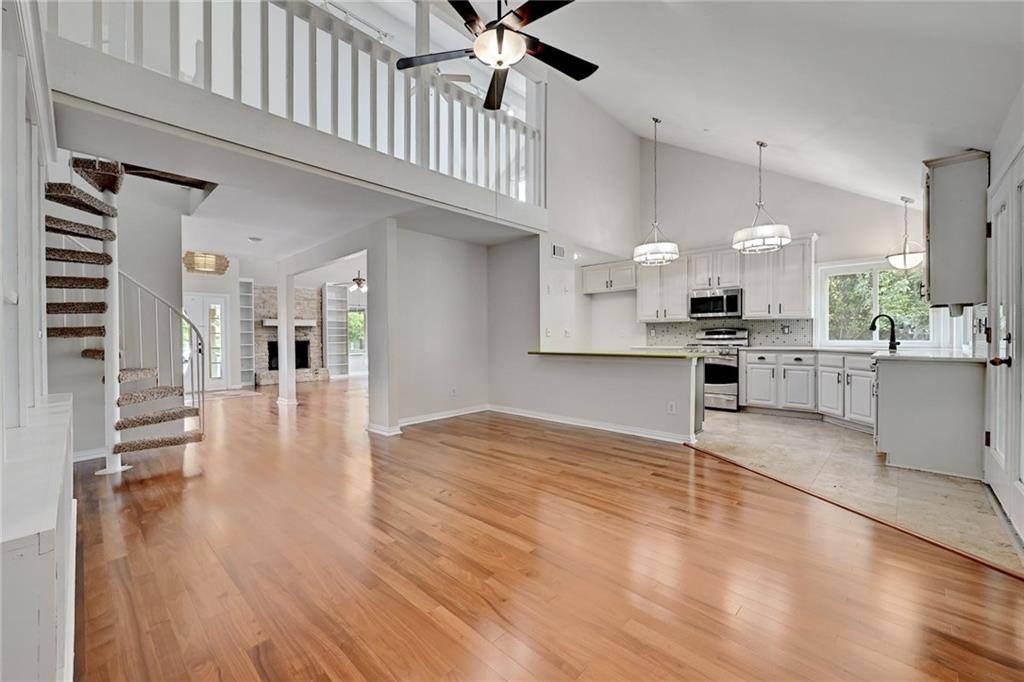 2409 Spring Wagon LN, Austin, TX 78728