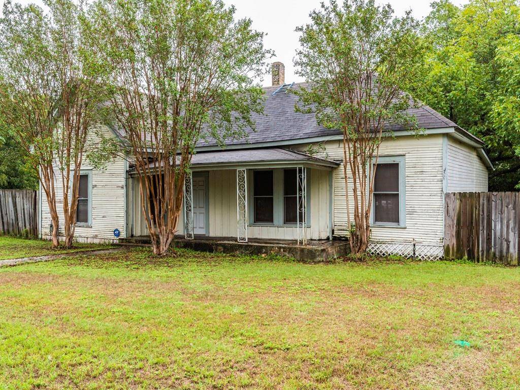 207 East ST, Buda, TX 78610