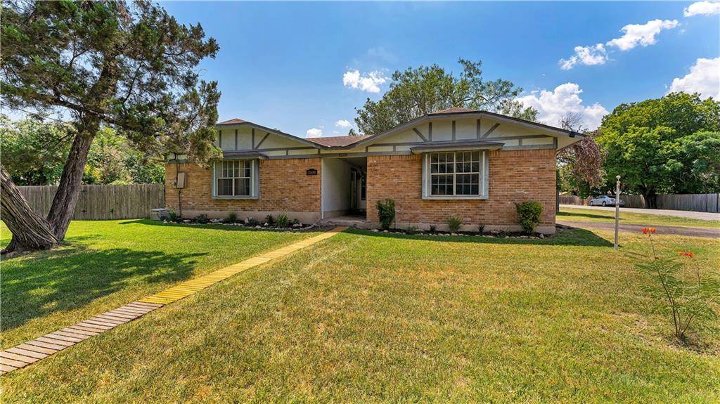 12600 Crystal Creek DR, Buda, TX 78610