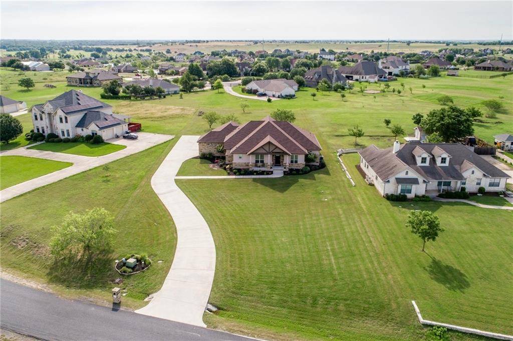 136 Tonkawa RDG, Hutto, TX 78634