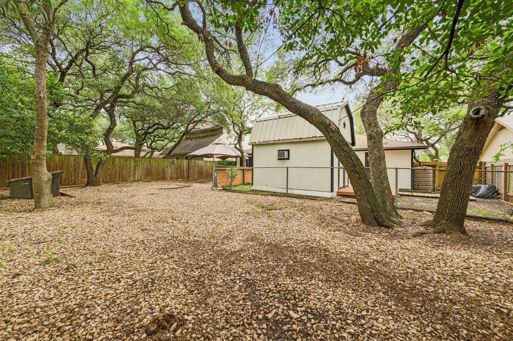 3609 Hillrock DR, Round Rock, TX 78681