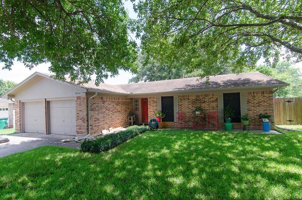 1603 Mallard LN, Taylor, TX 76574