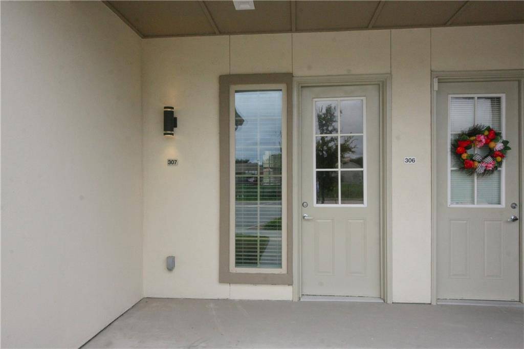 2400 Louis Henna BLVD #305, Round Rock, TX 78664