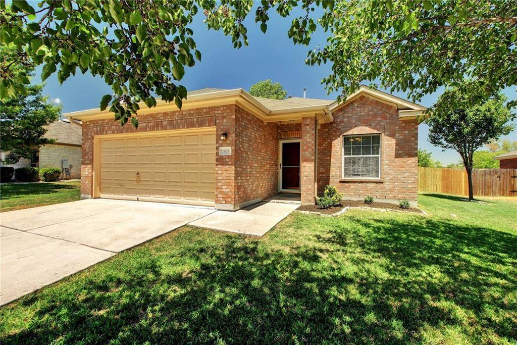 1833 Amberwood LOOP, Kyle, TX 78640