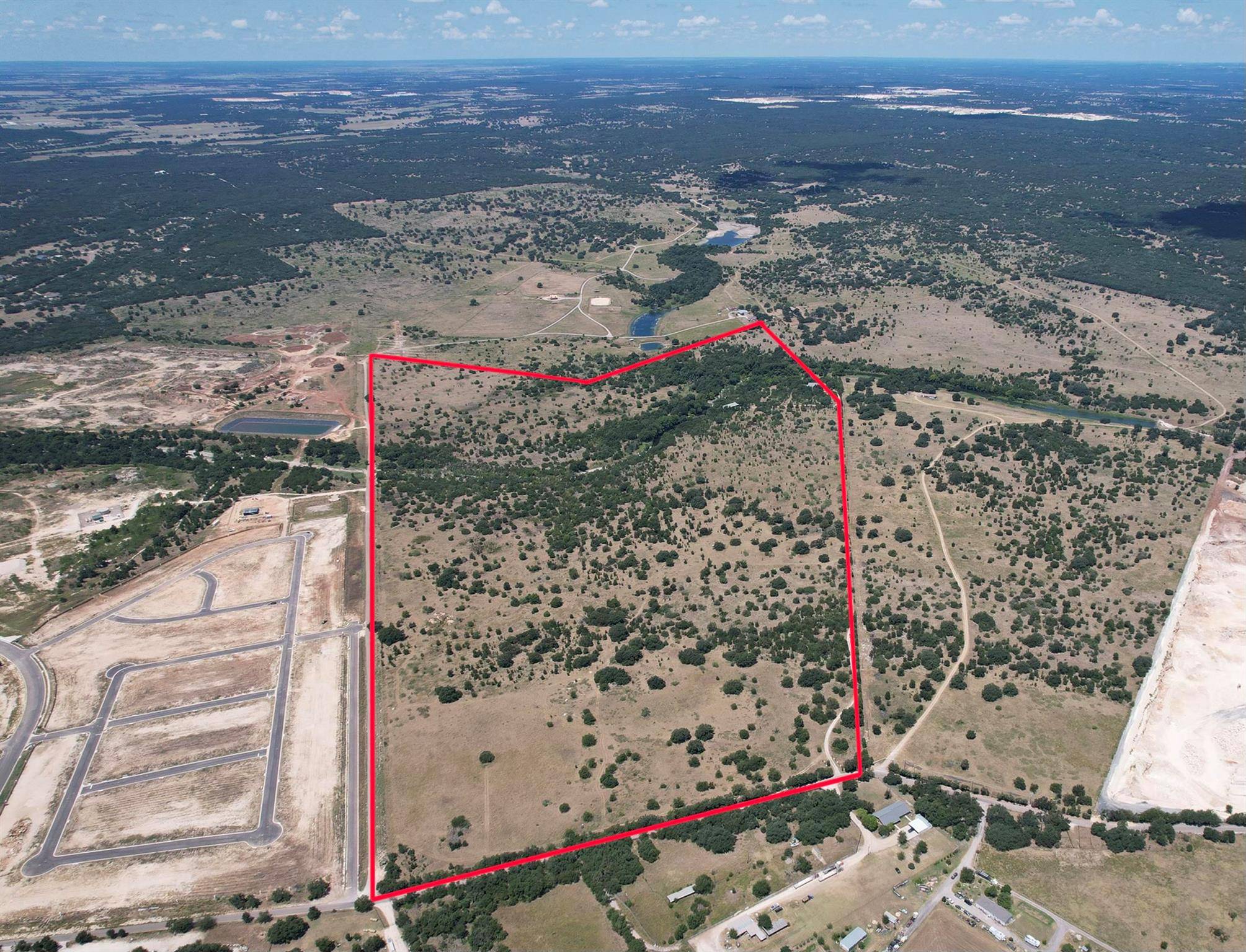 801 County Road 344, Jarrell, TX 76537