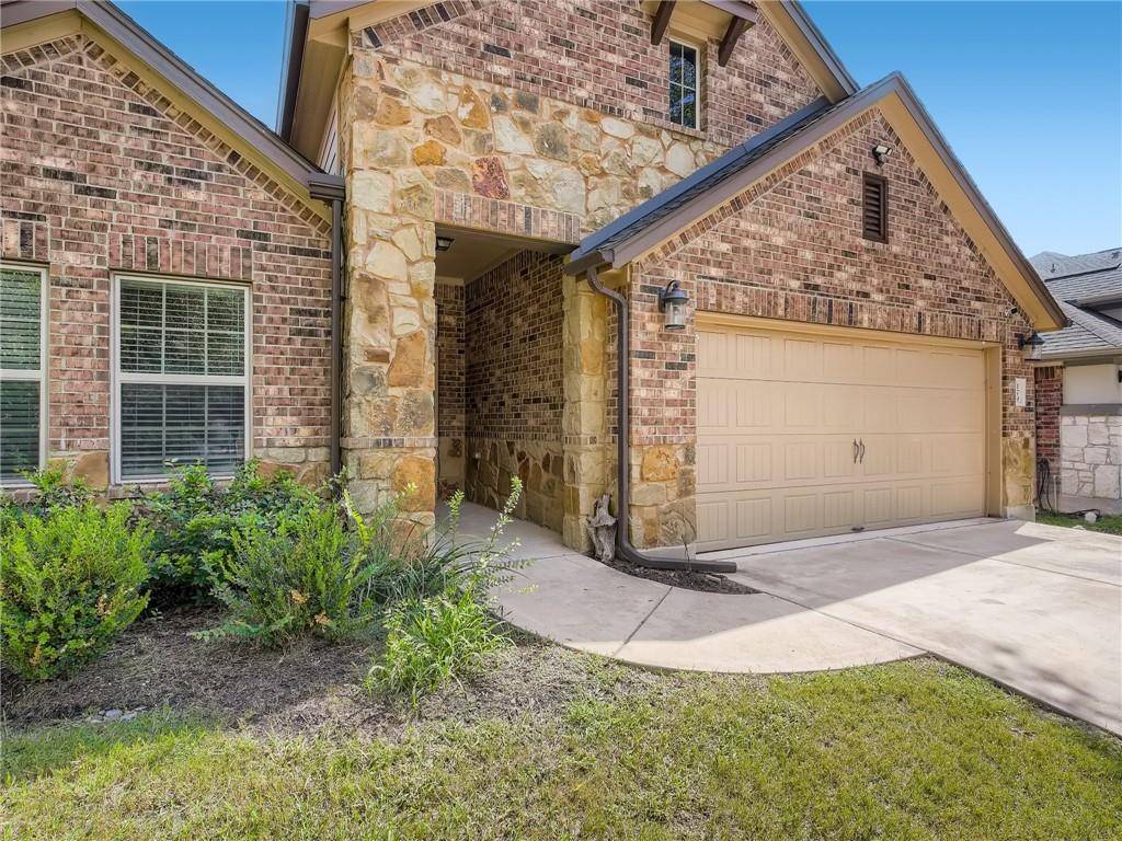 179 Blushing DR, Buda, TX 78610