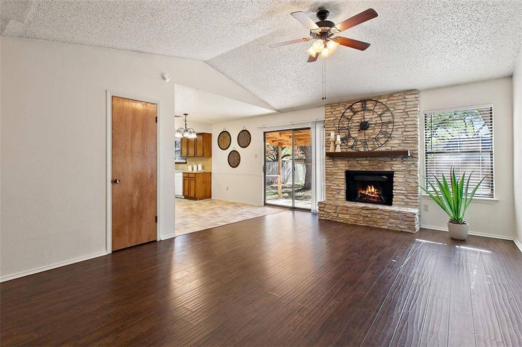 1407 Wayne DR, Round Rock, TX 78664