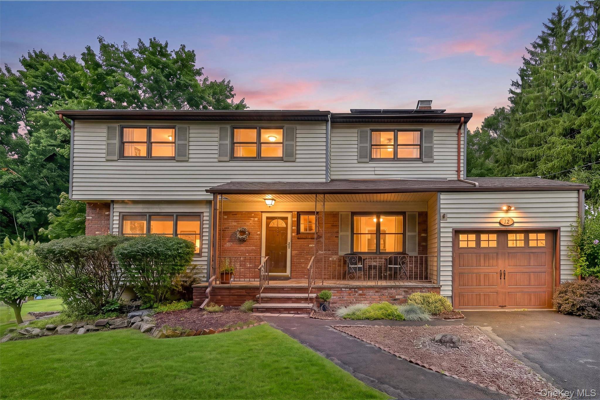 12 Emerson DR, Washingtonville, NY 10992