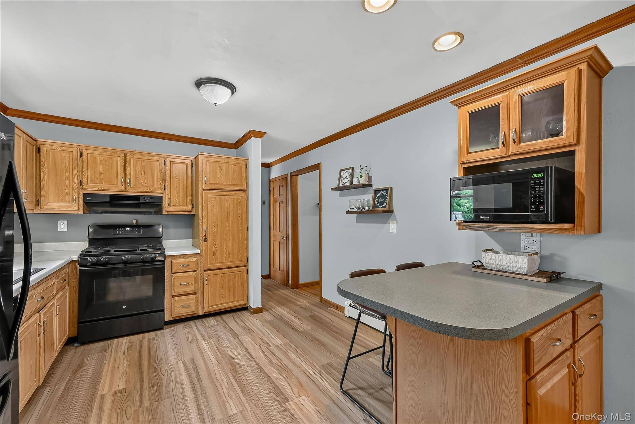 12 Emerson DR, Washingtonville, NY 10992