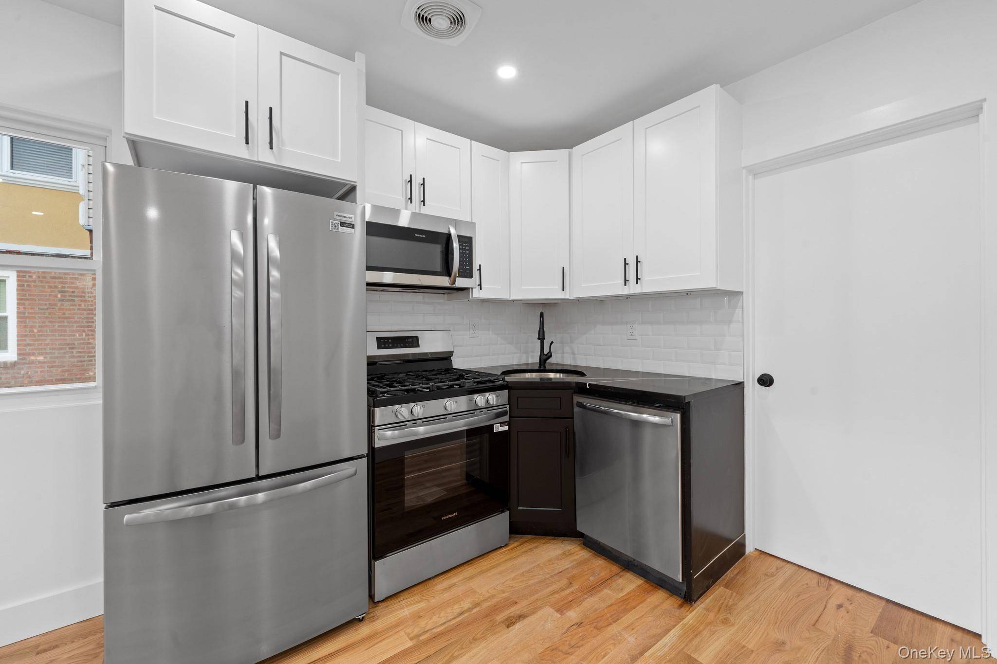 13049 232nd ST, Laurelton, NY 11413