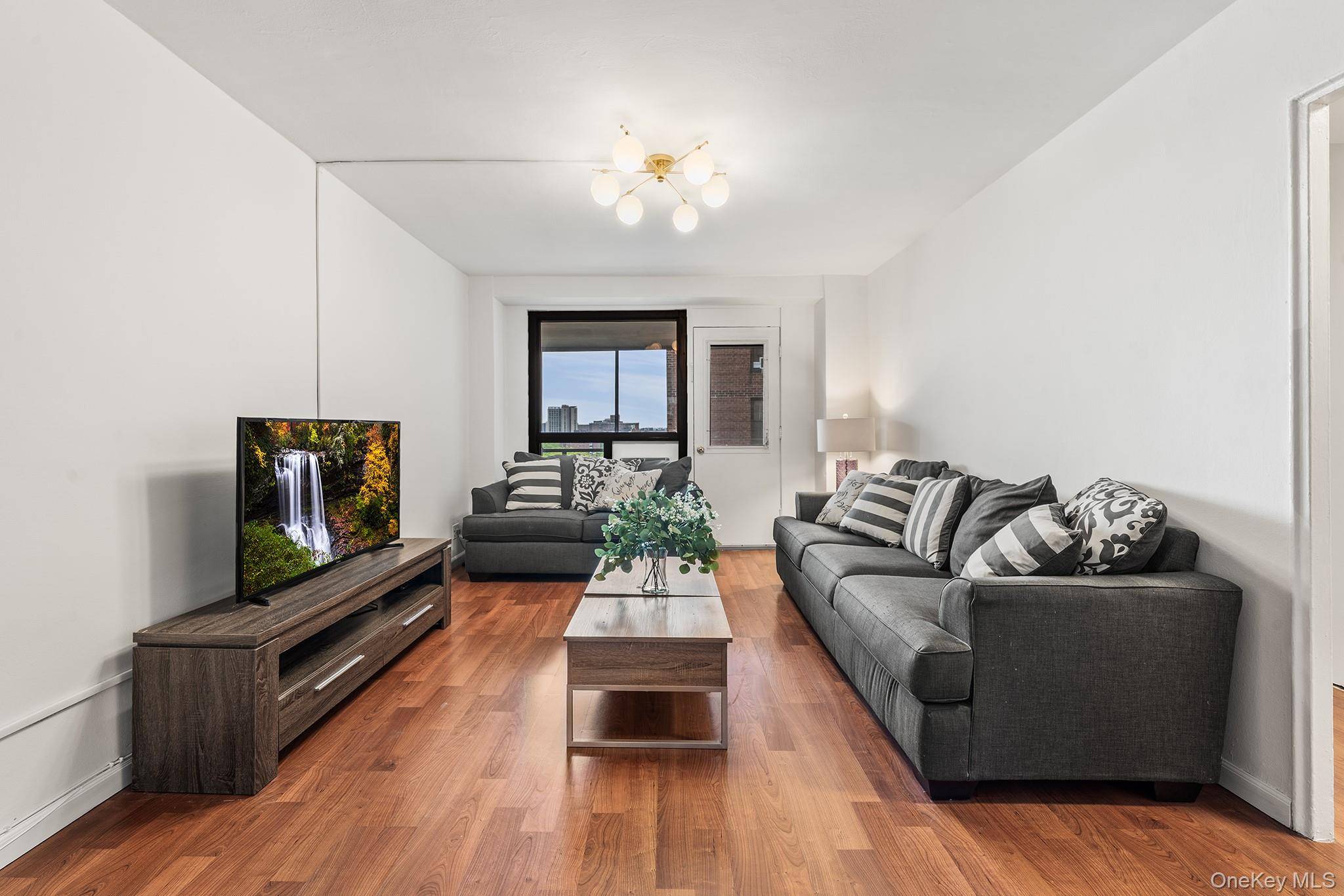 61-25 98th ST #9F, Rego Park, NY 11374