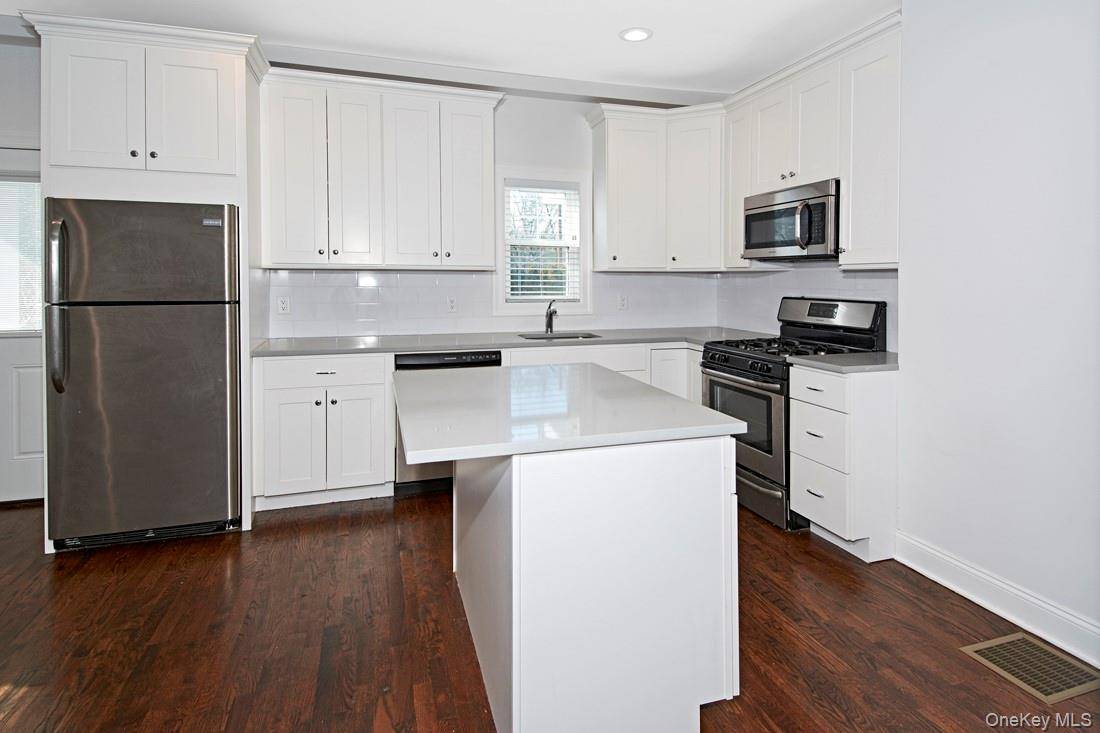 195 Purchase ST #1, Rye, NY 10580