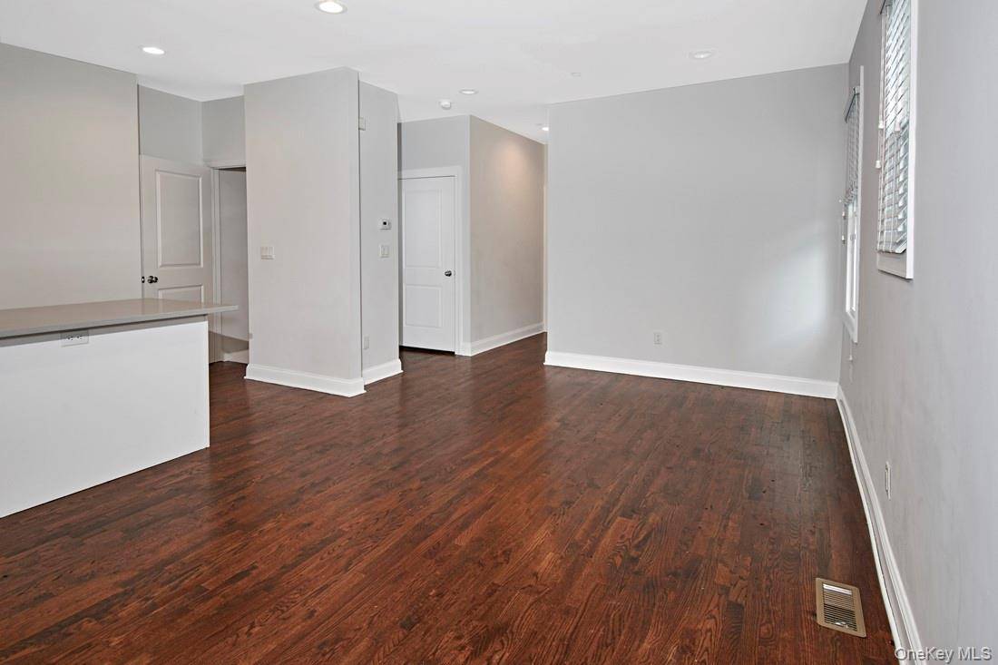 195 Purchase ST #1, Rye, NY 10580