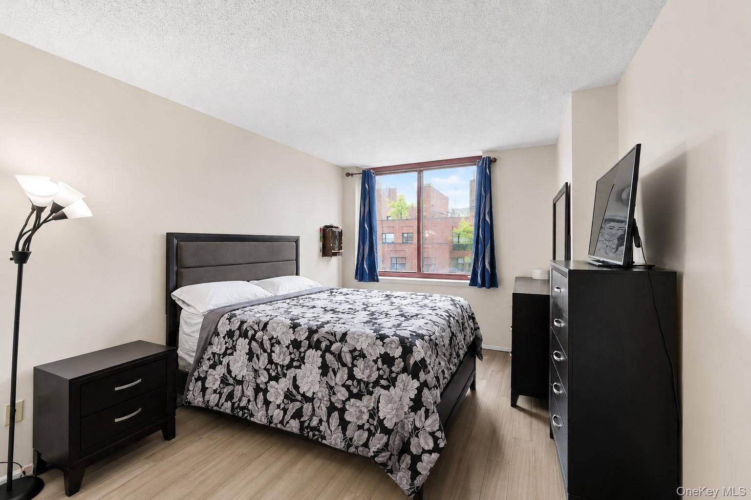 4-74 48th AVE #14M, Long Island City, NY 11109