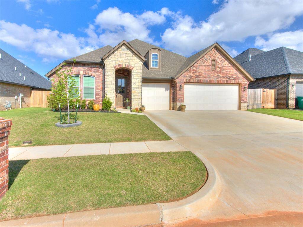 408 Tralee LN, Yukon, OK 73099