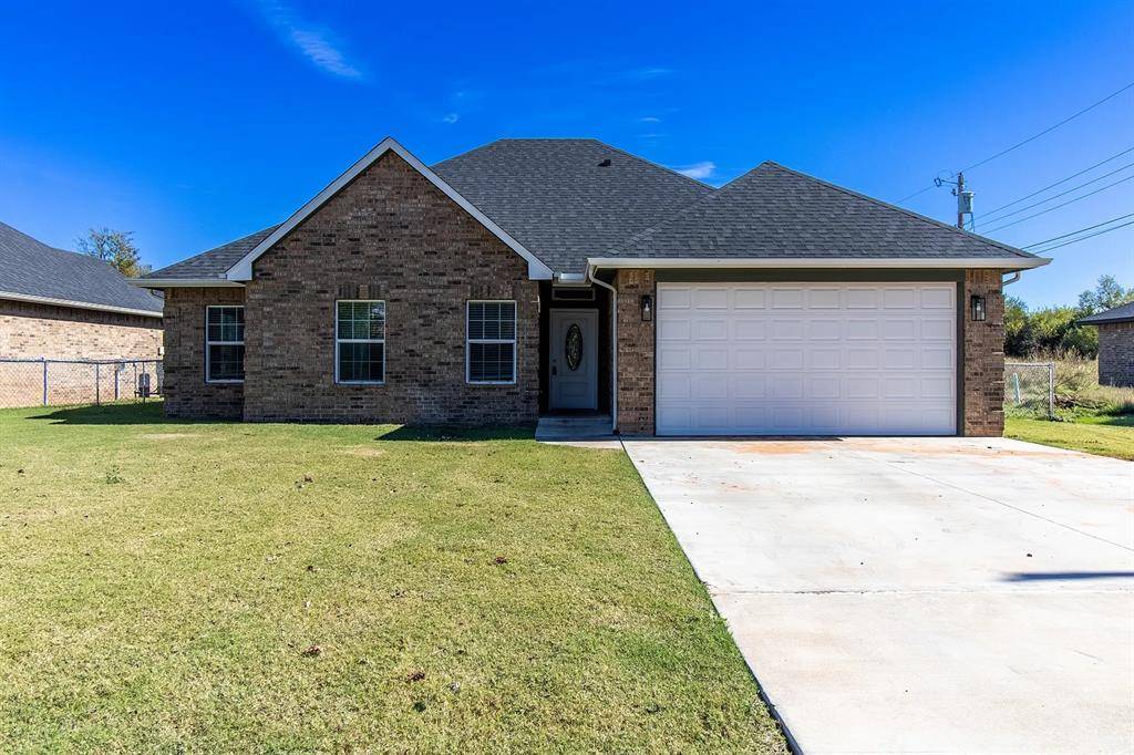 8816 N Shartel AVE, Oklahoma City, OK 73114