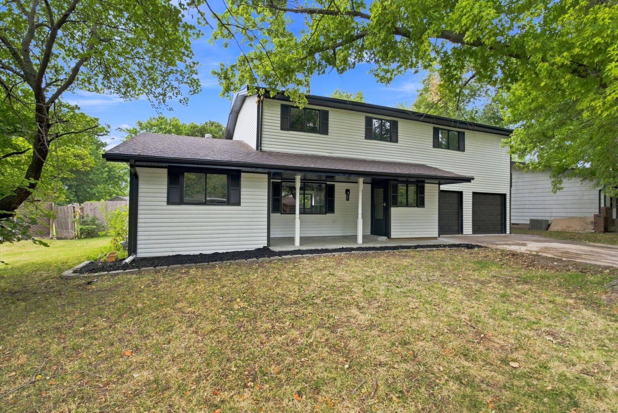 519 Renee Dr, Andover, KS 67002