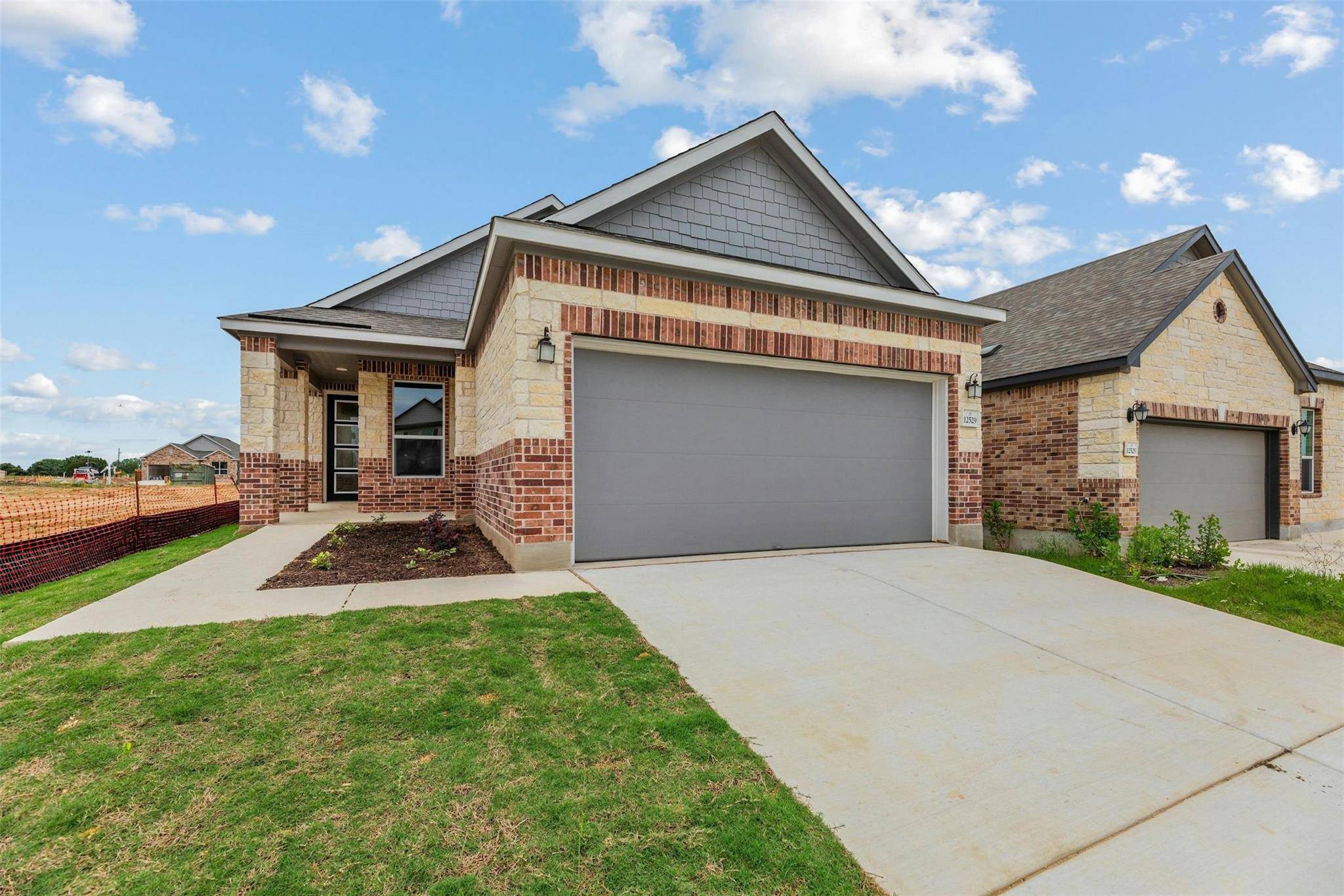 12529 Orchard Grove LN, Manor, TX 78653