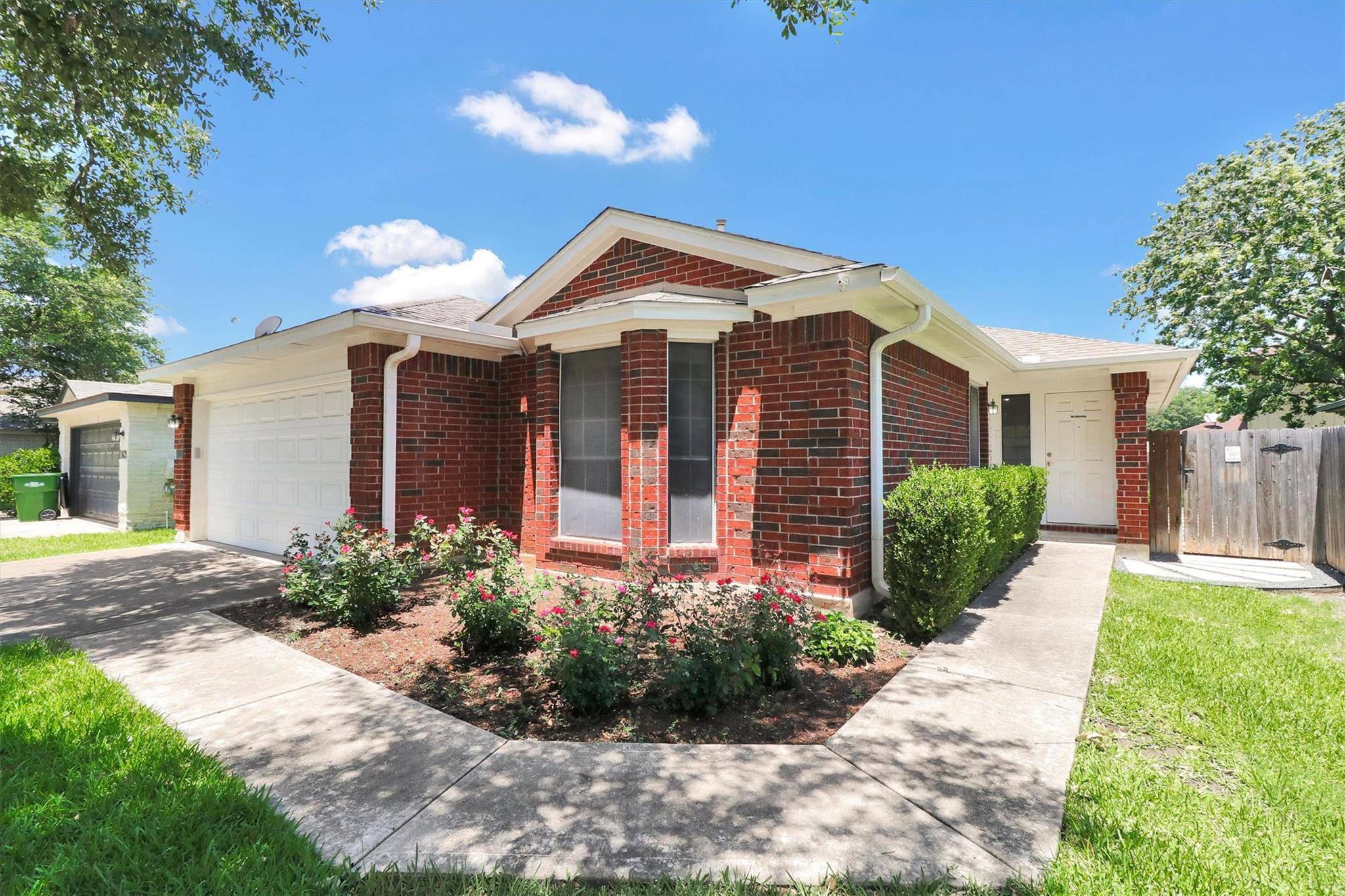 1718 Zydeco DR, Round Rock, TX 78664